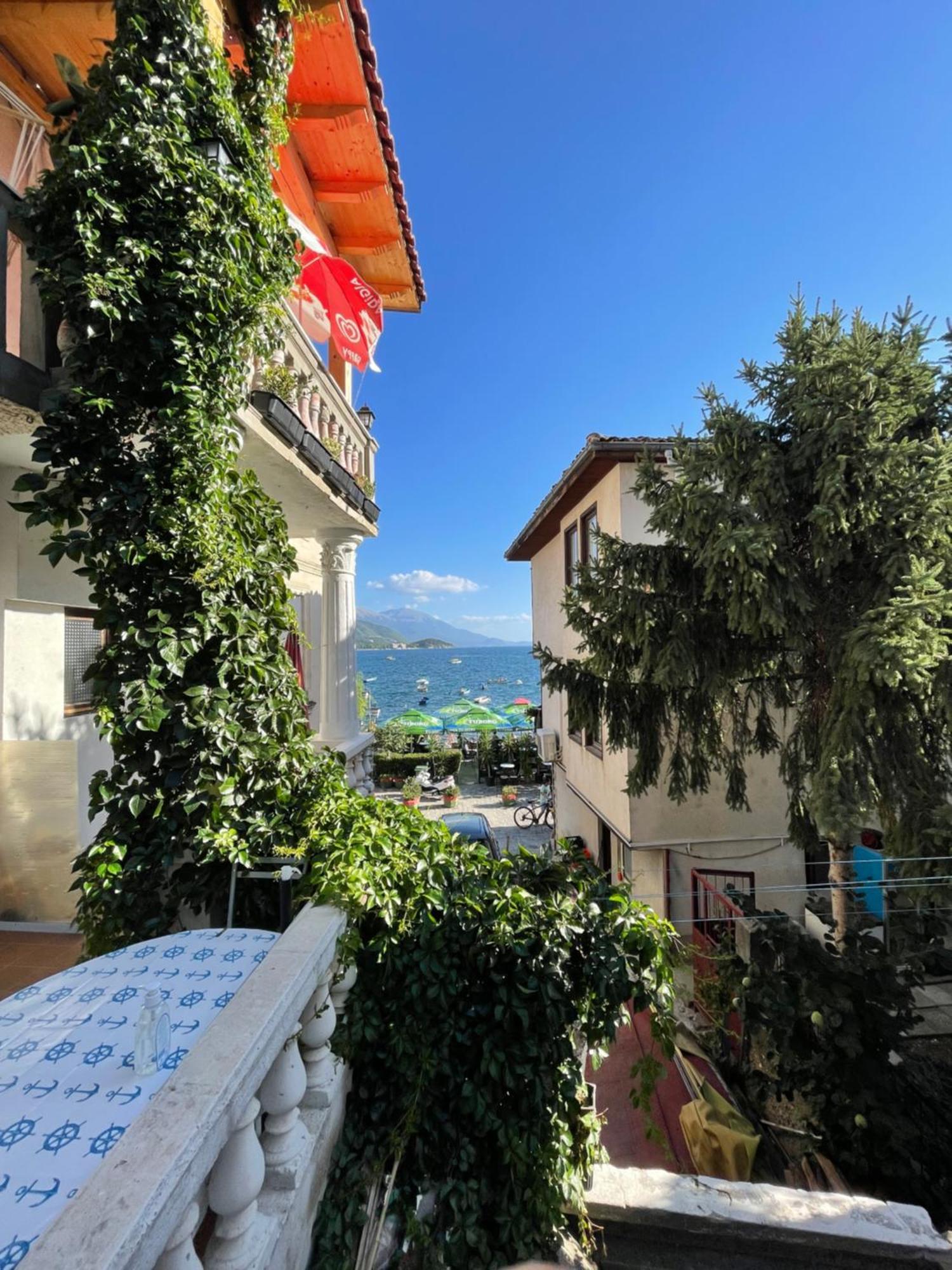 Savin Apartment Ohrid Bagian luar foto