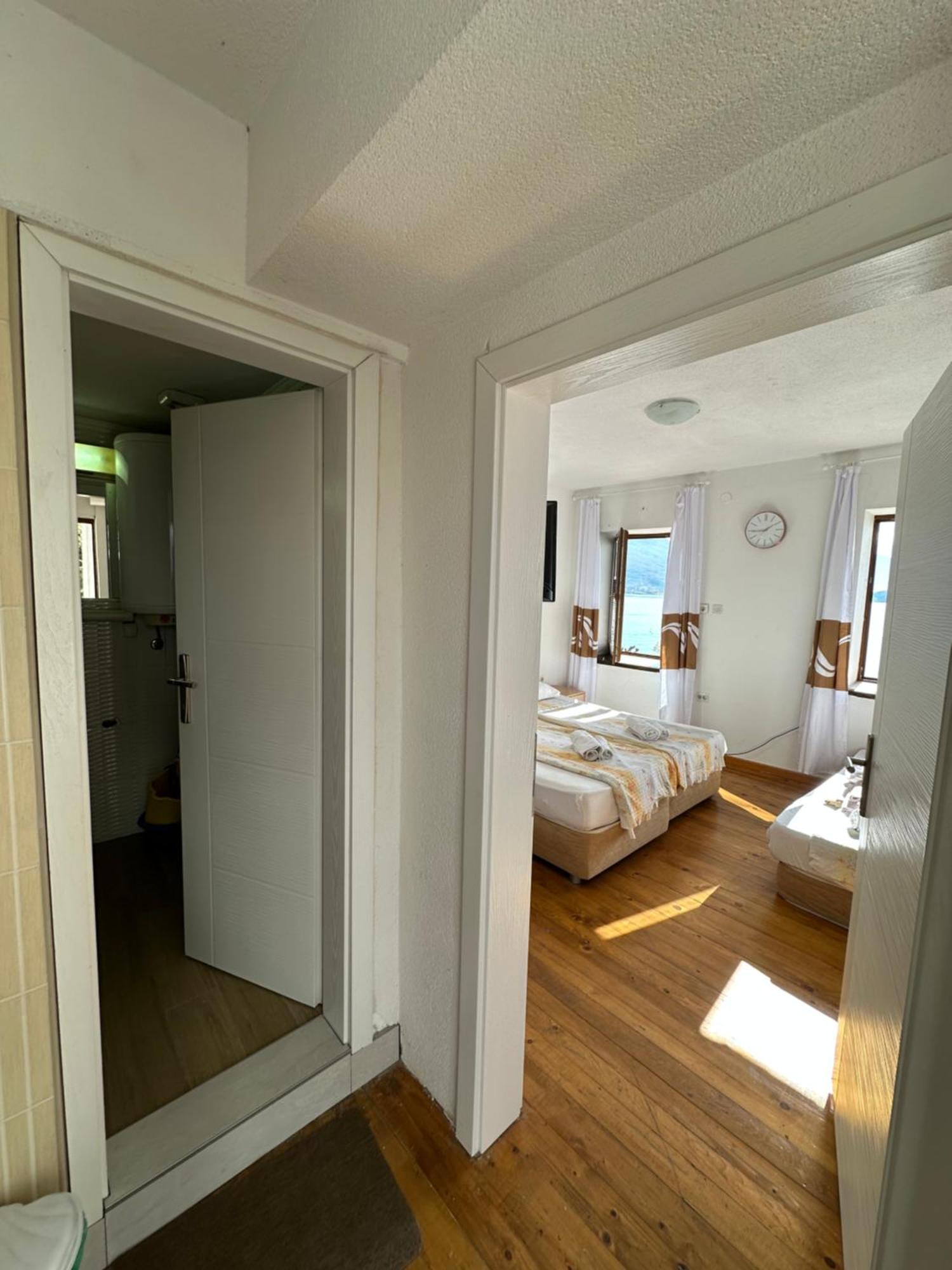 Savin Apartment Ohrid Bagian luar foto